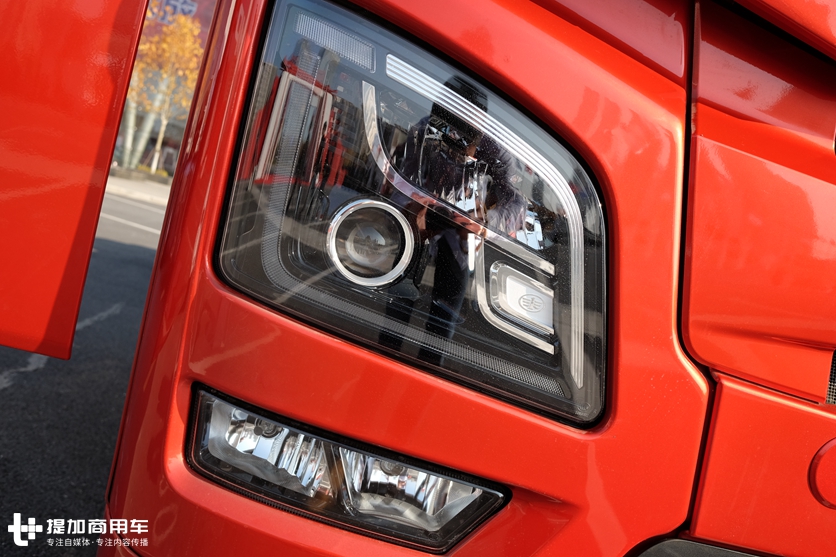 1.2米宽大卧铺,还有卡车专用厨房,解放JH6牵引车是怎么做到的? - 第8张 - 提加商用车网 1.2米宽大卧铺,还有卡车专用厨房,解放JH6牵引车是怎么做到的? - 第8张