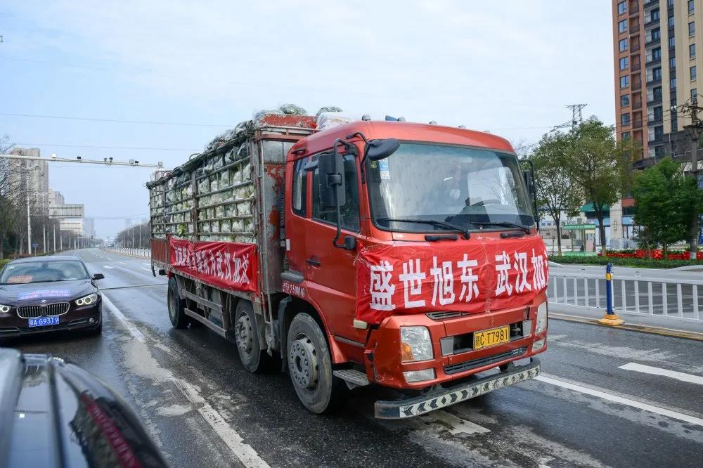 献爱心,捐物资,解放服务站、经销商当仁不让! - 第1张 - 提加商用车网 献爱心,捐物资,解放服务站、经销商当仁不让! - 第1张