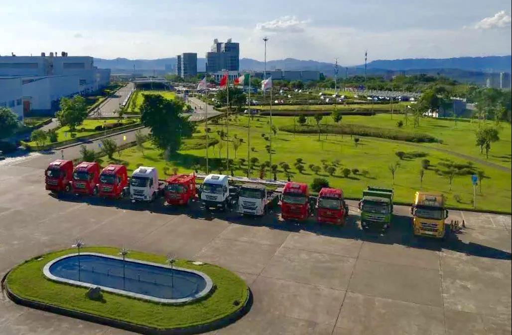 55公里复工路,这位红岩“00”后用脚步谱写韧性与坚强 - 第2张 - 提加商用车网 55公里复工路,这位红岩“00”后用脚步谱写韧性与坚强 - 第2张