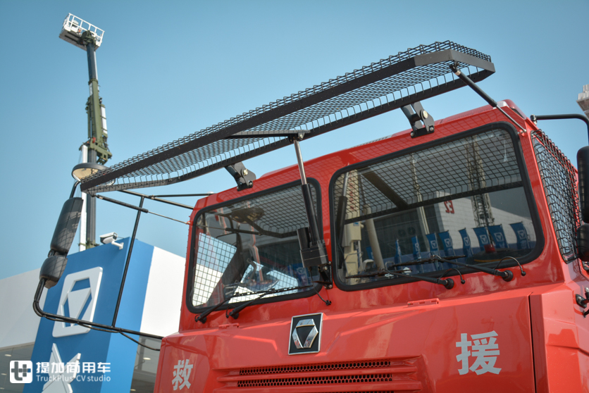 移动的消防器材仓库,装备达700多件,少见的徐工特种消防车实拍 - 第3张 - 提加商用车网 移动的消防器材仓库,装备达700多件,少见的徐工特种消防车实拍 - 第3张