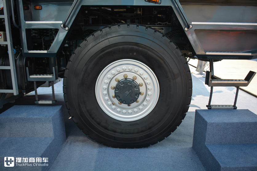 移动的消防器材仓库,装备达700多件,少见的徐工特种消防车实拍 - 第6张 - 提加商用车网 移动的消防器材仓库,装备达700多件,少见的徐工特种消防车实拍 - 第6张