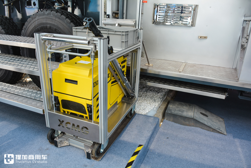 移动的消防器材仓库,装备达700多件,少见的徐工特种消防车实拍 - 第12张 - 提加商用车网 移动的消防器材仓库,装备达700多件,少见的徐工特种消防车实拍 - 第12张