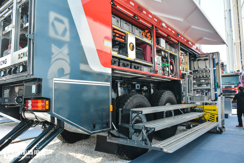 移动的消防器材仓库,装备达700多件,少见的徐工特种消防车实拍 - 第13张 - 提加商用车网 移动的消防器材仓库,装备达700多件,少见的徐工特种消防车实拍 - 第13张