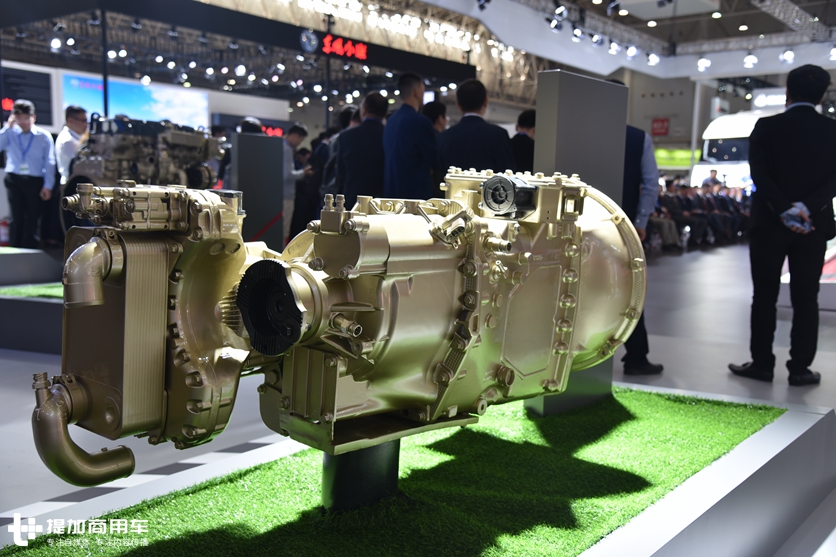 东风天龙KL对陕汽德龙X5000,不是旗舰胜似旗舰,两款高性价比牵引车推荐给你! - 第10张 - 提加商用车网 东风天龙KL对陕汽德龙X5000,不是旗舰胜似旗舰,两款高性价比牵引车推荐给你! - 第10张