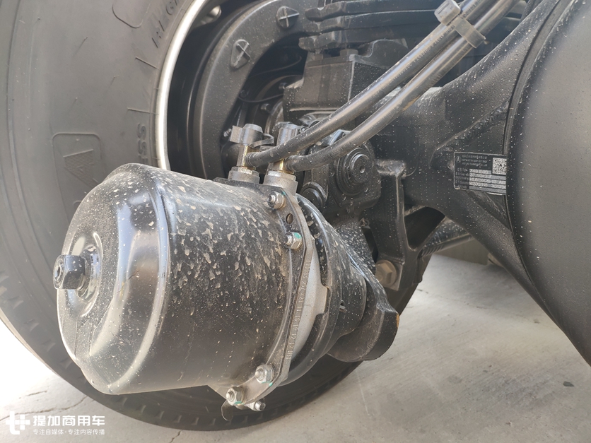 曾经辉煌的北奔重卡又回来了?国六北奔燃油车已上市,外观真抢眼 - 第9张 - 提加商用车网 曾经辉煌的北奔重卡又回来了?国六北奔燃油车已上市,外观真抢眼 - 第9张