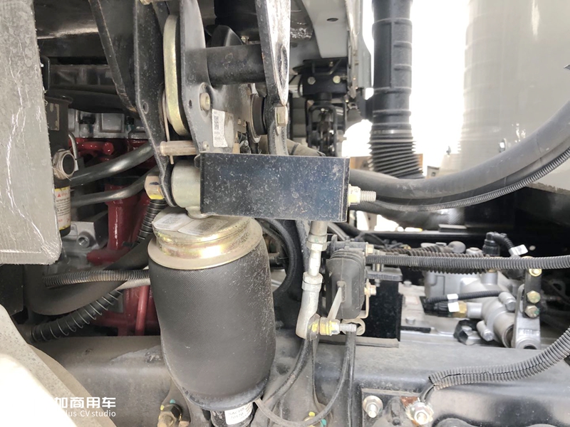 又一款平地板、大空间的载货车即将到来,正在路试的华菱汉马H9载货车实拍 - 第23张 - 提加商用车网 又一款平地板、大空间的载货车即将到来,正在路试的华菱汉马H9载货车实拍 - 第23张