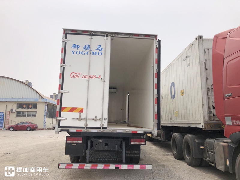 又一款平地板、大空间的载货车即将到来,正在路试的华菱汉马H9载货车实拍 - 第31张 - 提加商用车网 又一款平地板、大空间的载货车即将到来,正在路试的华菱汉马H9载货车实拍 - 第31张