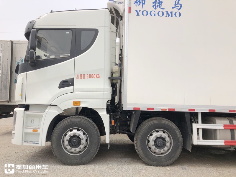 又一款平地板、大空间的载货车即将到来,正在路试的华菱汉马H9载货车实拍 - 第4张 - 提加商用车网 又一款平地板、大空间的载货车即将到来,正在路试的华菱汉马H9载货车实拍 - 第4张