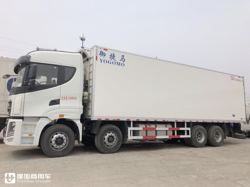 又一款平地板、大空间的载货车即将到来,正在路试的华菱汉马H9载货车实拍 - 第3张 - 提加商用车网 又一款平地板、大空间的载货车即将到来,正在路试的华菱汉马H9载货车实拍 - 第3张