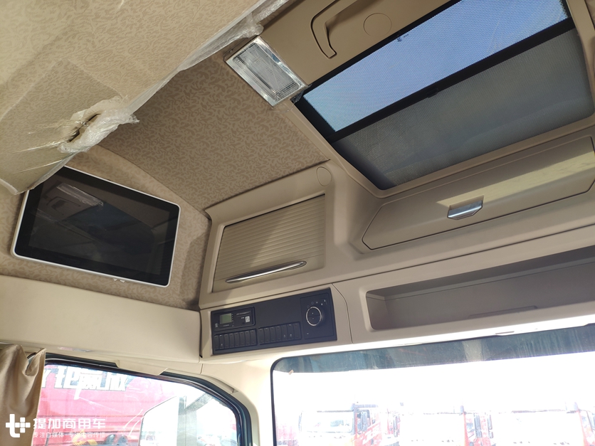 大运新推出的旗舰重卡V9怎么样?最近偶遇了一辆,带您好好看看配置如何 - 第20张 - 提加商用车网 大运新推出的旗舰重卡V9怎么样?最近偶遇了一辆,带您好好看看配置如何 - 第20张