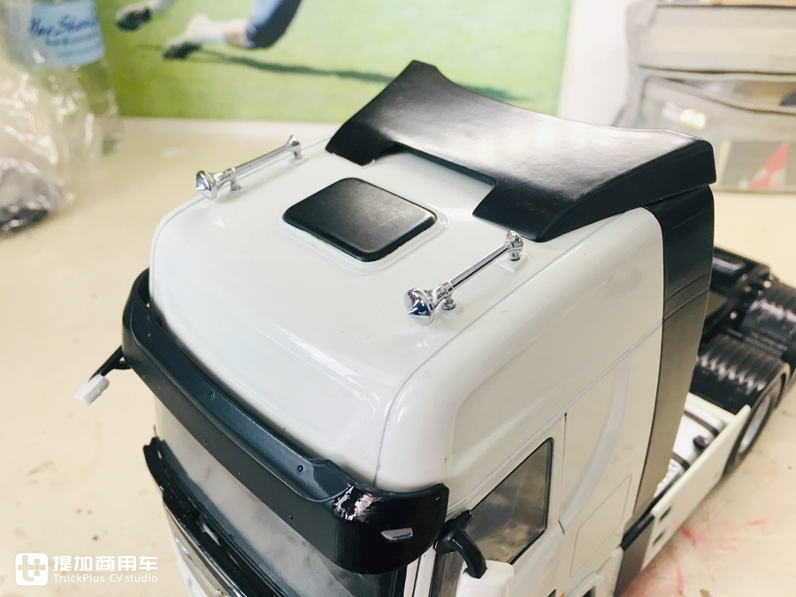 东风商用车的旗舰产品——1:24天龙旗舰卡车模型实拍评测 - 第5张