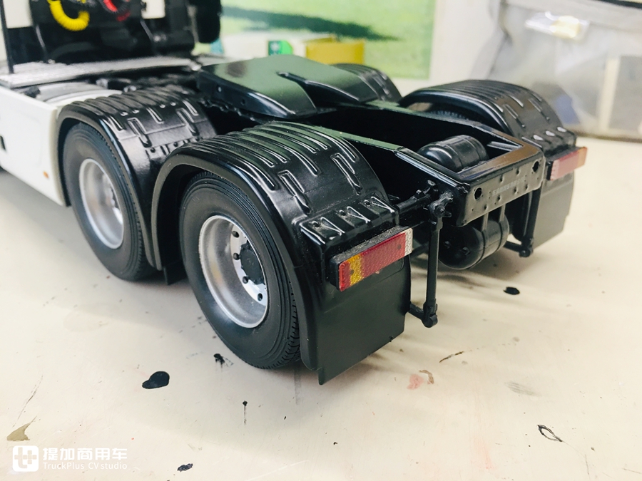 东风商用车的旗舰产品——1:24天龙旗舰卡车模型实拍评测 - 第32张