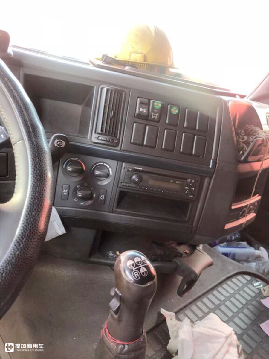 进口卡车不能拉重载?这辆沃尔沃卡车,已经干了十多年煤炭运输 - 第8张 - 提加商用车网 进口卡车不能拉重载?这辆沃尔沃卡车,已经干了十多年煤炭运输 - 第8张