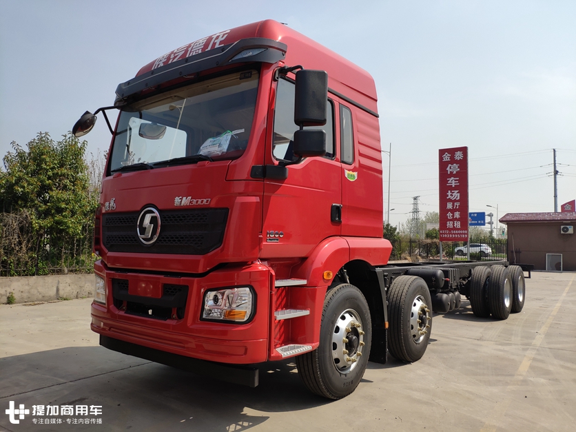 德龙新M3000载货车实拍,350马力潍柴机器,轻量化车身专为绿通打造 - 第1张 - 提加商用车网 德龙新M3000载货车实拍,350马力潍柴机器,轻量化车身专为绿通打造 - 第1张