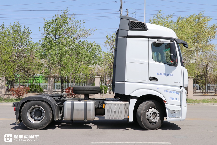 平地板奔驰卡车售价50多万?还有一系列高端配置,现在进口卡车这么香吗? - 第3张 - 提加商用车网 平地板奔驰卡车售价50多万?还有一系列高端配置,现在进口卡车这么香吗? - 第3张