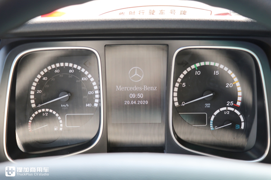 平地板奔驰卡车售价50多万?还有一系列高端配置,现在进口卡车这么香吗? - 第15张 - 提加商用车网 平地板奔驰卡车售价50多万?还有一系列高端配置,现在进口卡车这么香吗? - 第15张