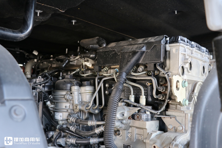 平地板奔驰卡车售价50多万?还有一系列高端配置,现在进口卡车这么香吗? - 第25张 - 提加商用车网 平地板奔驰卡车售价50多万?还有一系列高端配置,现在进口卡车这么香吗? - 第25张