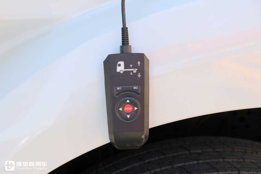 平地板奔驰卡车售价50多万?还有一系列高端配置,现在进口卡车这么香吗? - 第29张 - 提加商用车网 平地板奔驰卡车售价50多万?还有一系列高端配置,现在进口卡车这么香吗? - 第29张