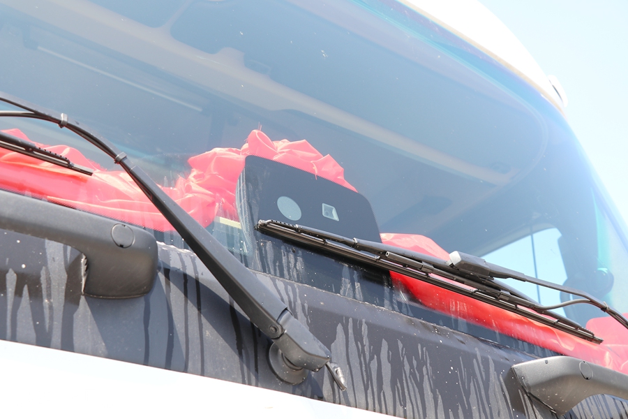 平地板奔驰卡车售价50多万?还有一系列高端配置,现在进口卡车这么香吗? - 第40张 - 提加商用车网 平地板奔驰卡车售价50多万?还有一系列高端配置,现在进口卡车这么香吗? - 第40张