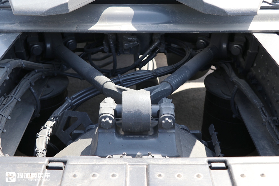 平地板奔驰卡车售价50多万?还有一系列高端配置,现在进口卡车这么香吗? - 第32张 - 提加商用车网 平地板奔驰卡车售价50多万?还有一系列高端配置,现在进口卡车这么香吗? - 第32张