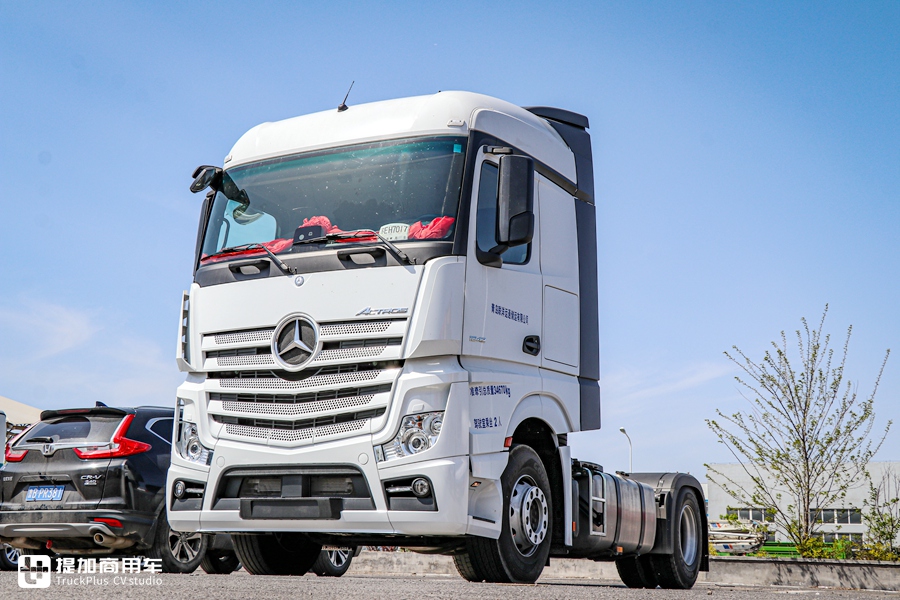平地板奔驰卡车售价50多万?还有一系列高端配置,现在进口卡车这么香吗? - 第43张 - 提加商用车网 平地板奔驰卡车售价50多万?还有一系列高端配置,现在进口卡车这么香吗? - 第43张