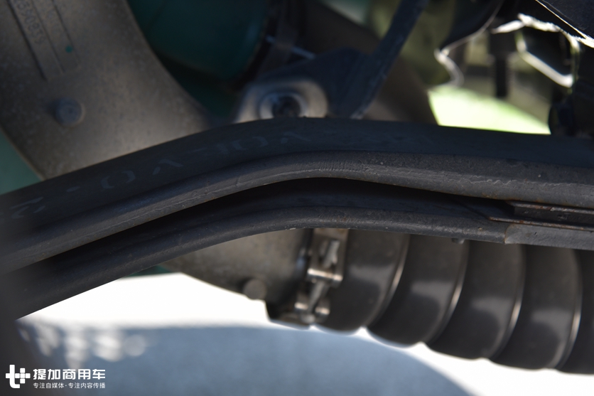 同步欧洲最新动力链,安全配置更升一级,国六沃尔沃FH牵引车来了 - 第9张 - 提加商用车网 同步欧洲最新动力链,安全配置更升一级,国六沃尔沃FH牵引车来了 - 第9张