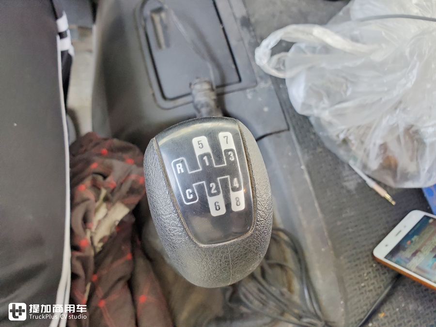 斯堪尼亚P450底盘泵车实拍,车主2018年花近四百万购入,竟然还是手动挡 - 第14张 - 提加商用车网 斯堪尼亚P450底盘泵车实拍,车主2018年花近四百万购入,竟然还是手动挡 - 第14张