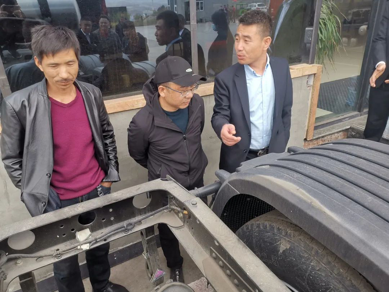 陕汽重卡丨服务客户抢交付，终端营销赢市场 - 第11张