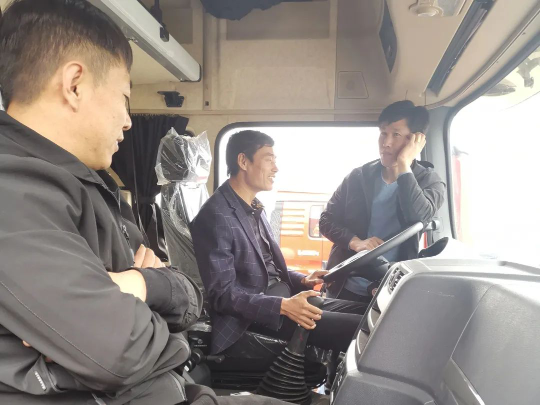 陕汽重卡丨服务客户抢交付，终端营销赢市场 - 第10张