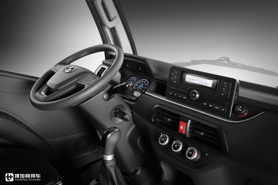 跃进小福星升级款车型来了，全新外观内饰也大升级，这配置你还喜欢吗？ - 第6张