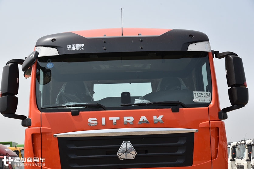 平顶汕德卡G7牵引车首发评测,还是大空间,国六车型价格也亲民 - 第4张 - 提加商用车网 平顶汕德卡G7牵引车首发评测,还是大空间,国六车型价格也亲民 - 第4张