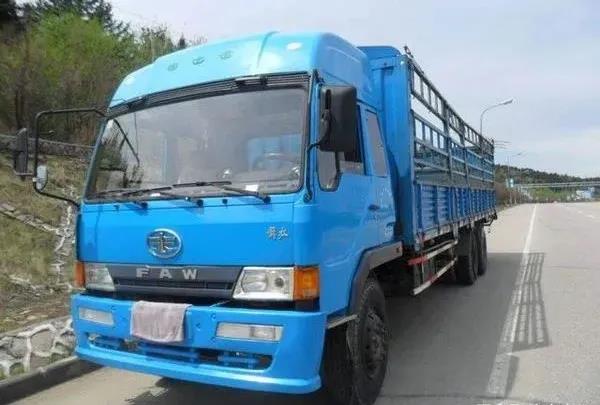蓝牌4米2新出路?轻卡两极分化,城市配送中十吨王横行! - 第3张 - 提加商用车网 蓝牌4米2新出路?轻卡两极分化,城市配送中十吨王横行! - 第3张