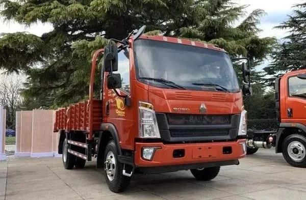 蓝牌4米2新出路?轻卡两极分化,城市配送中十吨王横行! - 第1张 - 提加商用车网 蓝牌4米2新出路?轻卡两极分化,城市配送中十吨王横行! - 第1张