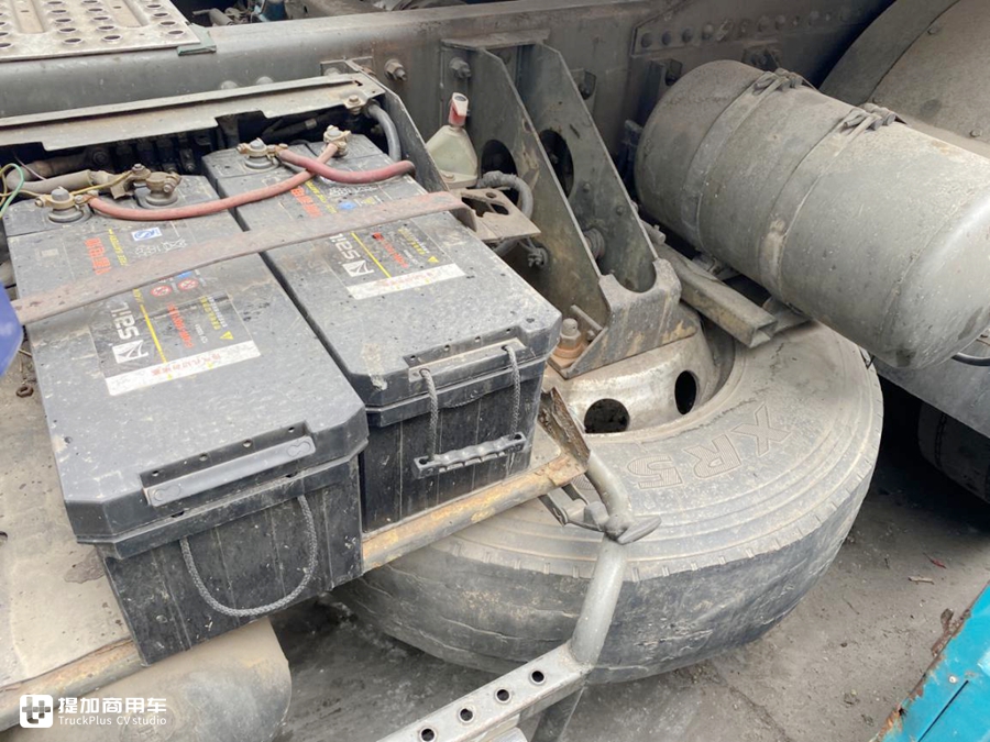 15年车龄的沃尔沃FM实拍,还在倒短,配置领先国产卡车一个时代 - 第16张 - 提加商用车网 15年车龄的沃尔沃FM实拍,还在倒短,配置领先国产卡车一个时代 - 第16张