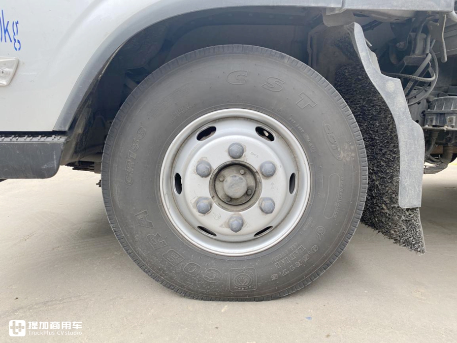 带您看看这款欧马可S3，现在跑绿通都用它，到底是轻卡还中卡？ - 第9张