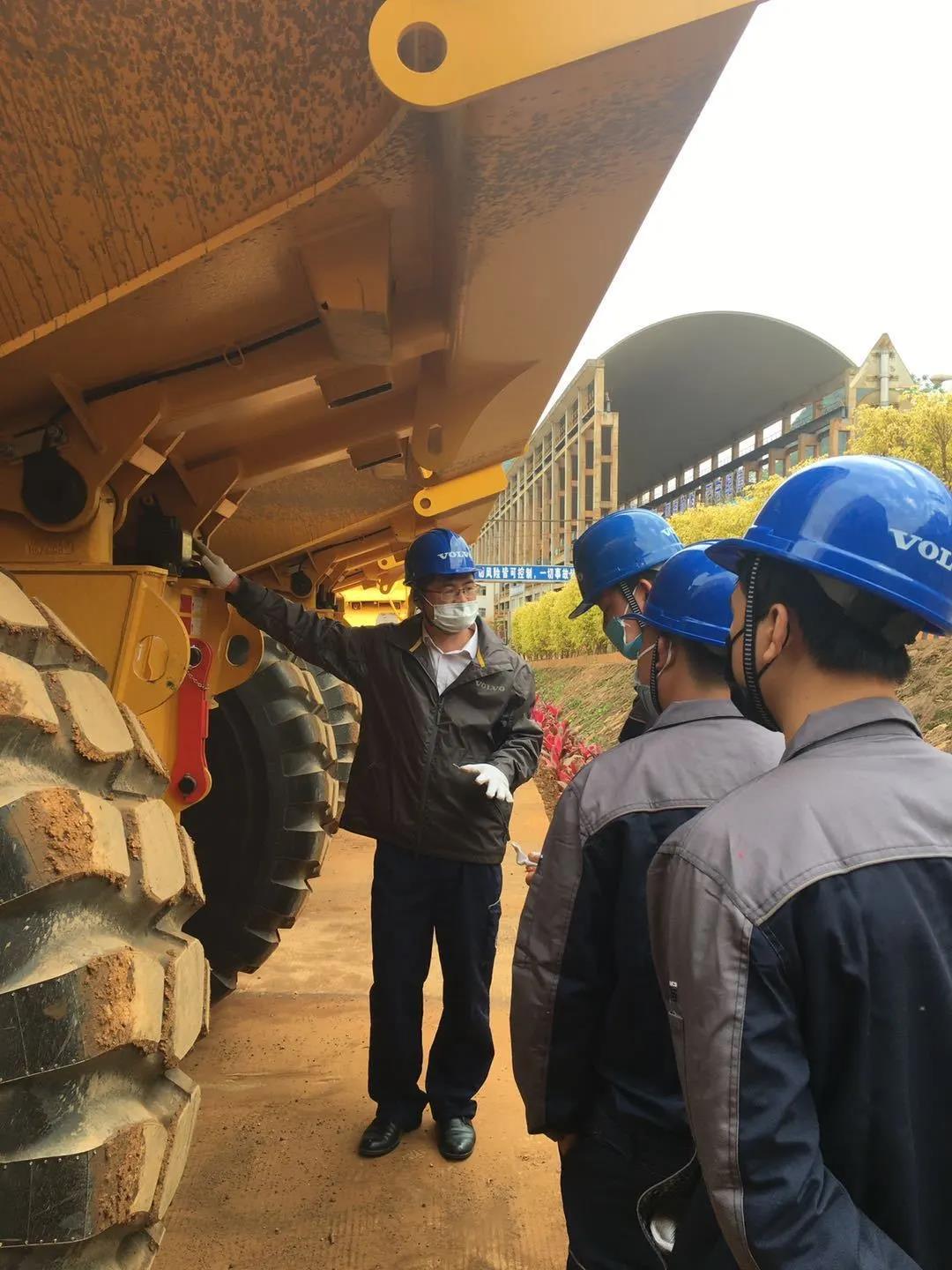 从专业交付到安心服务,A45G铰接式卡车交付中铝广西分公司 - 第4张 - 提加商用车网 从专业交付到安心服务,A45G铰接式卡车交付中铝广西分公司 - 第4张