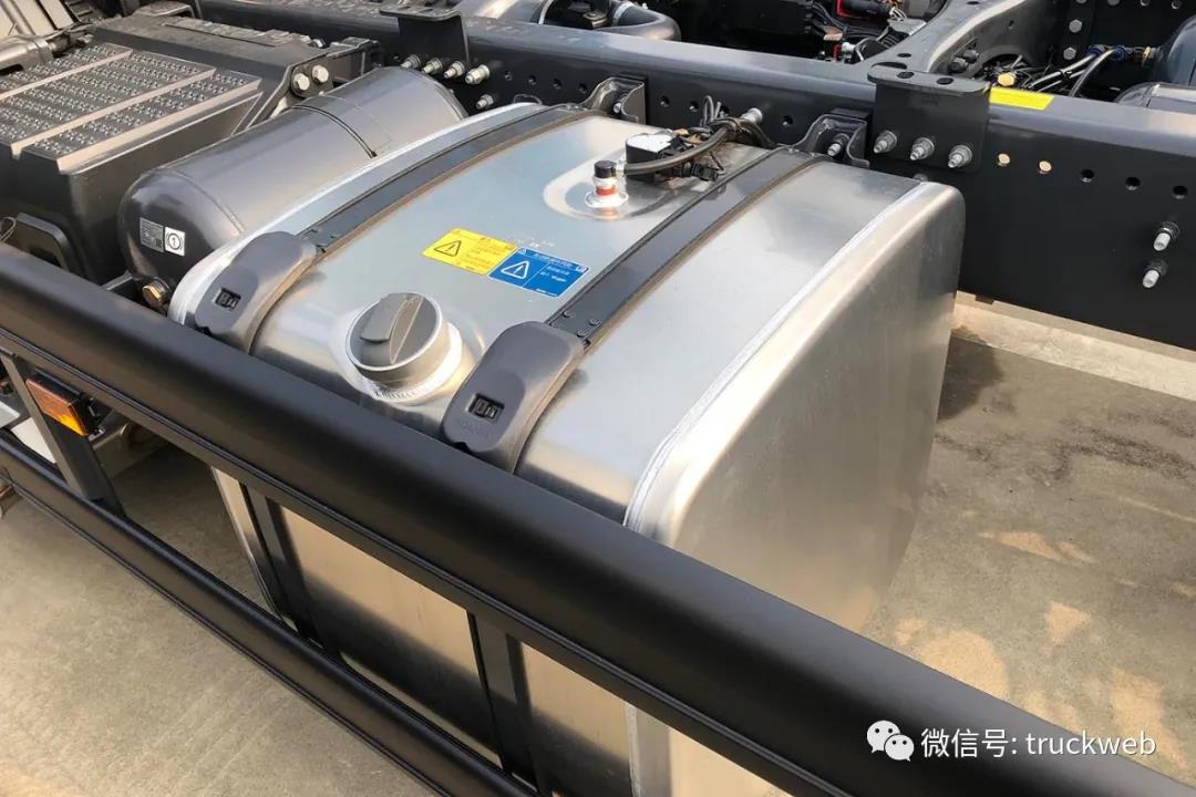 B本就能开的斯堪尼亚,斯堪尼亚P320国六危化品运输车底盘 - 第6张 - 提加商用车网 B本就能开的斯堪尼亚,斯堪尼亚P320国六危化品运输车底盘 - 第6张