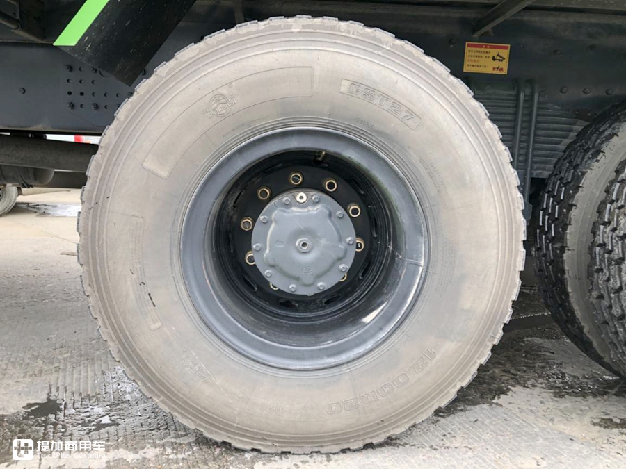 舒适性配置更高,红岩的旗舰自卸车,杰狮C500渣土车实拍! - 第11张 - 提加商用车网 舒适性配置更高,红岩的旗舰自卸车,杰狮C500渣土车实拍! - 第11张