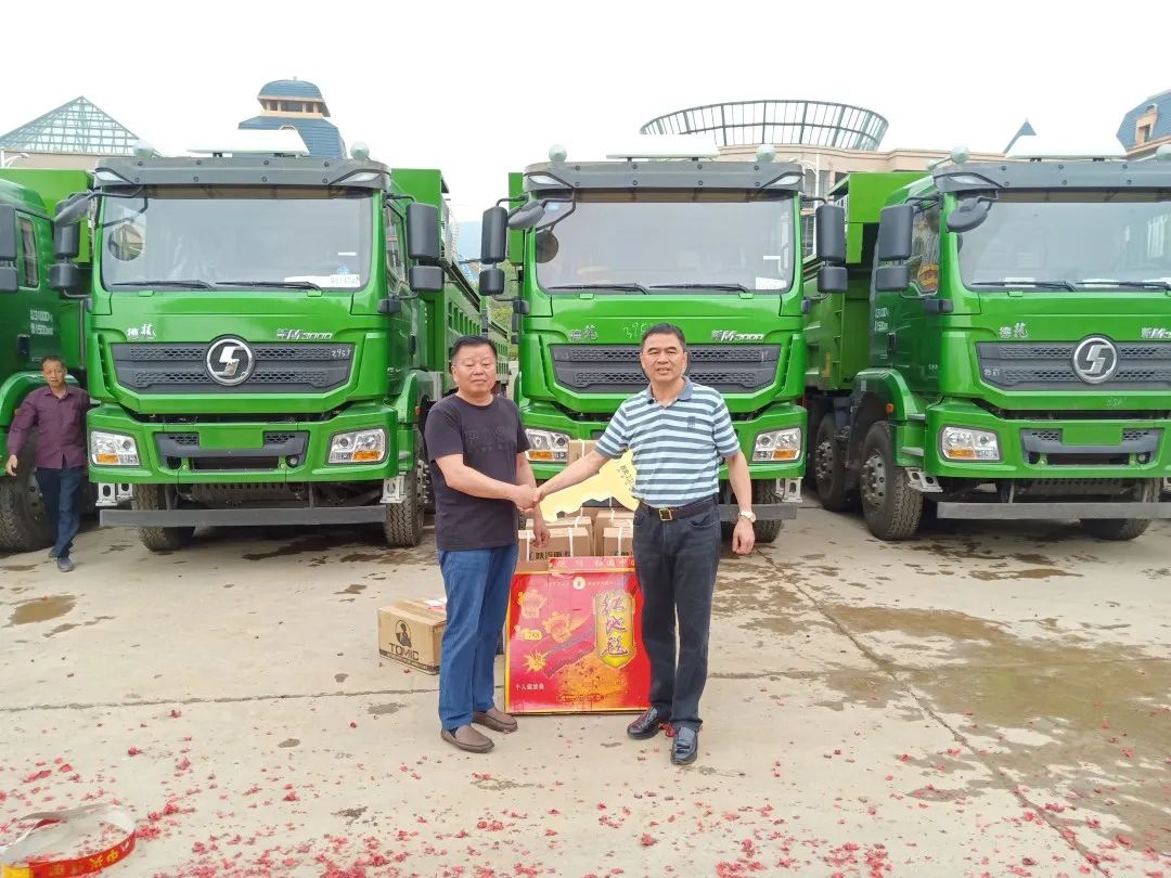 陕汽重卡丨直播巡展人气旺,终端交付势如虹 - 第1张 - 提加商用车网 陕汽重卡丨直播巡展人气旺,终端交付势如虹 - 第1张