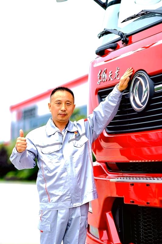 东风商用车人大代表王建清提四份建议,立足专业显担当 - 第1张 - 提加商用车网 东风商用车人大代表王建清提四份建议,立足专业显担当 - 第1张