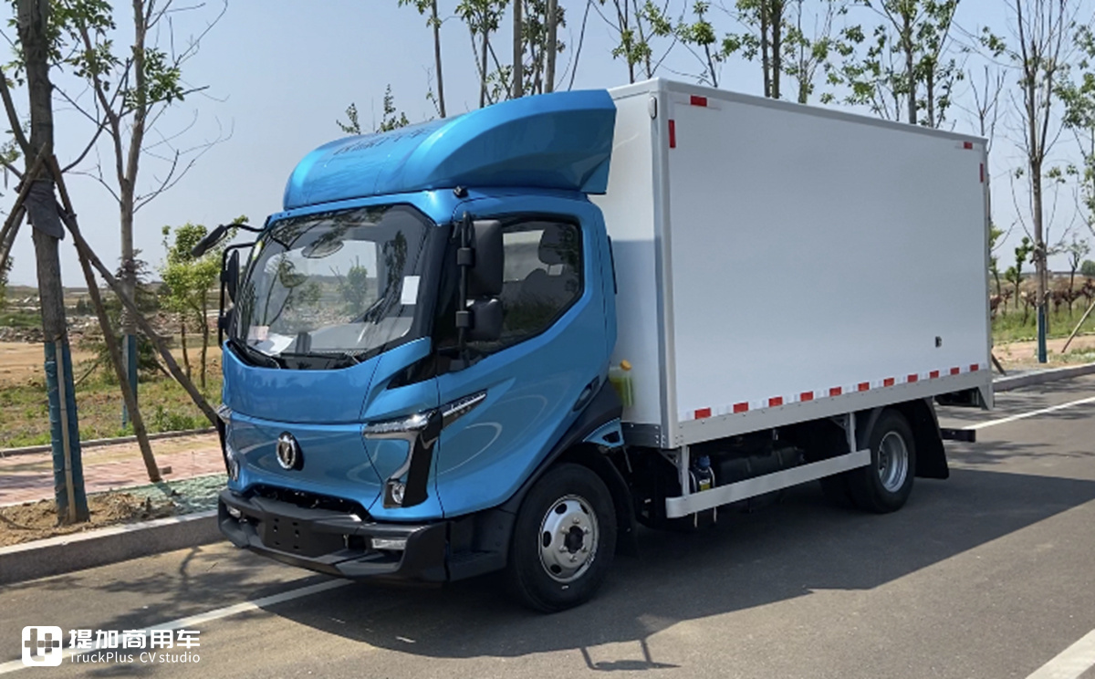 特别的日子，特别的飞碟 - 第7张