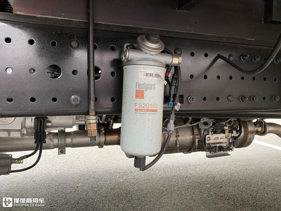 福田新发布的载货车,欧航配置怎么样?实拍6.8米仓栅载货车带您好好看看 - 第15张 - 提加商用车网 福田新发布的载货车,欧航配置怎么样?实拍6.8米仓栅载货车带您好好看看 - 第15张
