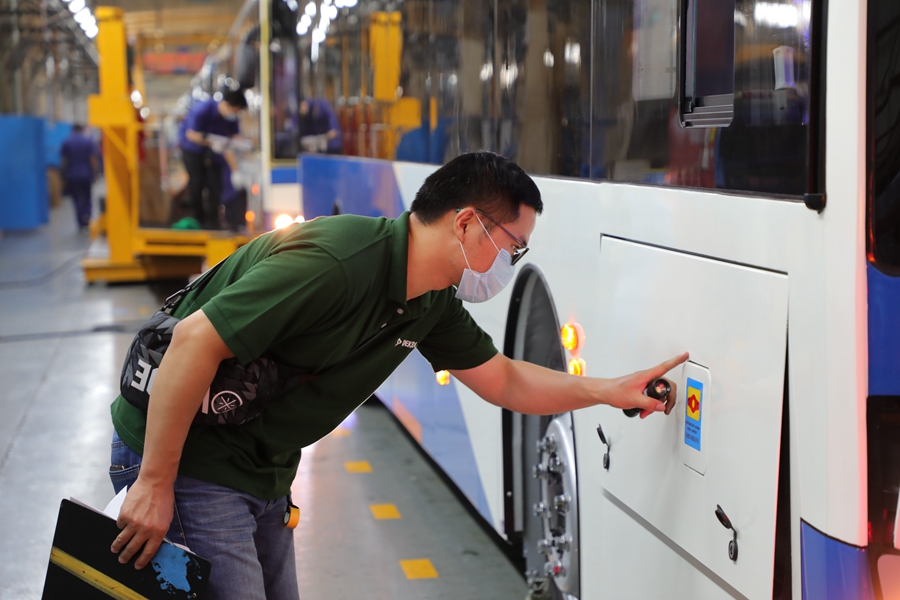 200辆金龙客车出口塞浦路斯, 再创中国客车出口欧盟最大单 - 第4张 - 提加商用车网 200辆金龙客车出口塞浦路斯, 再创中国客车出口欧盟最大单 - 第4张