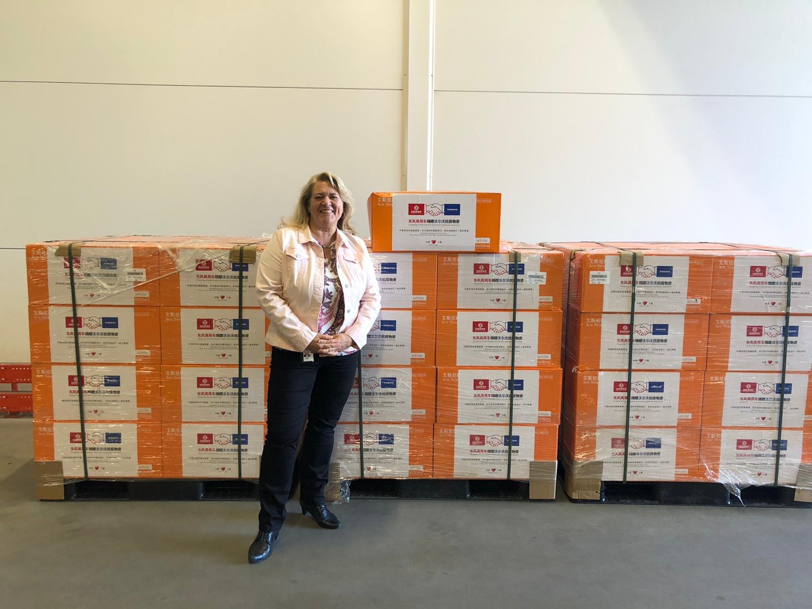 带去“可靠”的防护墙,东风商用车45600只口罩运达沃尔沃集团 - 第2张 - 提加商用车网 带去“可靠”的防护墙,东风商用车45600只口罩运达沃尔沃集团 - 第2张