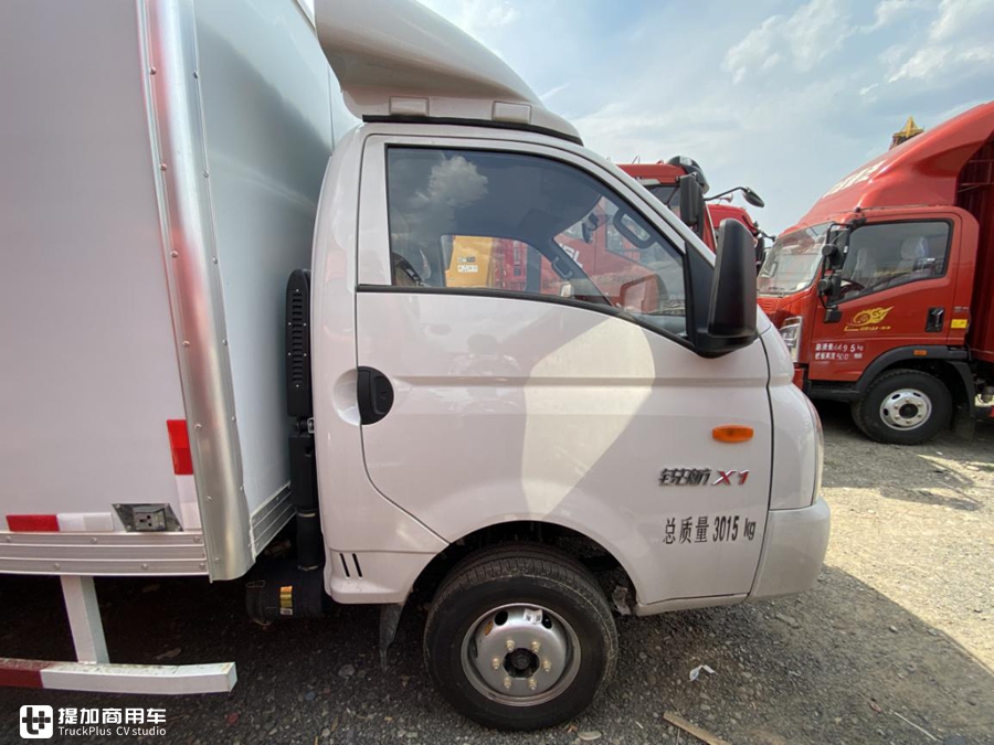 微卡对比评测第二期,飞碟缔途GX 对凯马锐航X,二线微卡选哪款好? - 第6张 - 提加商用车网 微卡对比评测第二期,飞碟缔途GX 对凯马锐航X,二线微卡选哪款好? - 第6张