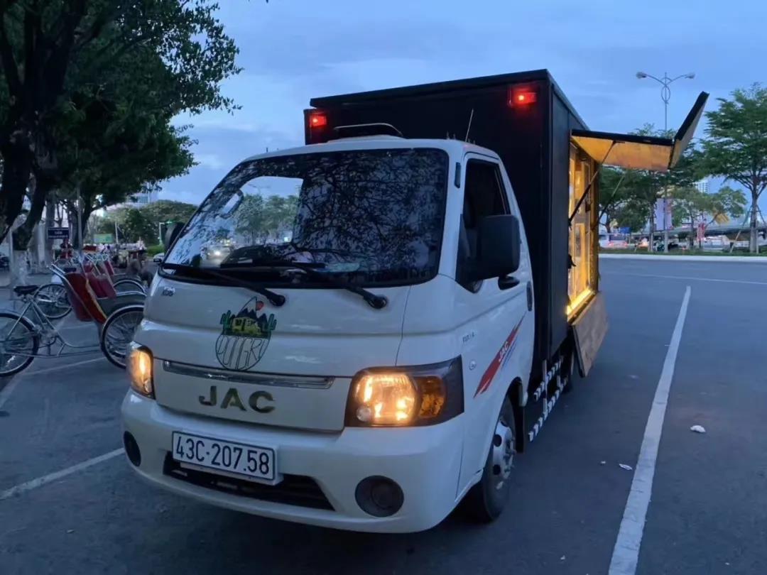 江淮轿卡售货车强势来袭,让你成为地摊上不一样的仔! - 第4张 - 提加商用车网 江淮轿卡售货车强势来袭,让你成为地摊上不一样的仔! - 第4张
