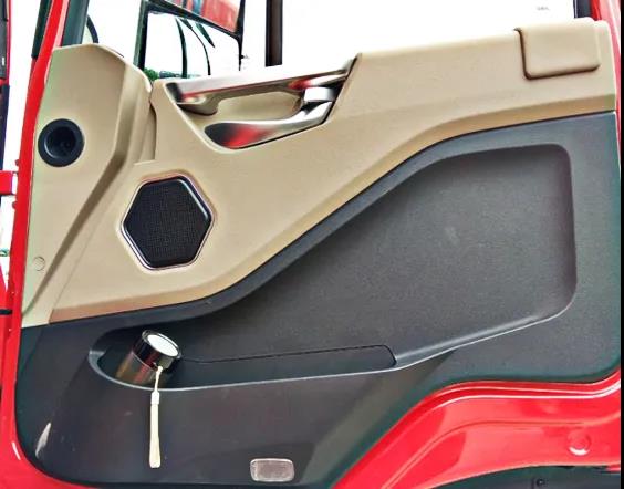 舒适、智能,格尔发8×4载货车纵横绿通冷链市场 - 第6张 - 提加商用车网 舒适、智能,格尔发8×4载货车纵横绿通冷链市场 - 第6张