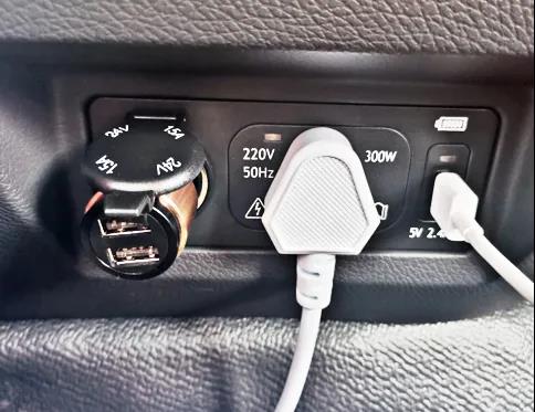 舒适、智能,格尔发8×4载货车纵横绿通冷链市场 - 第7张 - 提加商用车网 舒适、智能,格尔发8×4载货车纵横绿通冷链市场 - 第7张