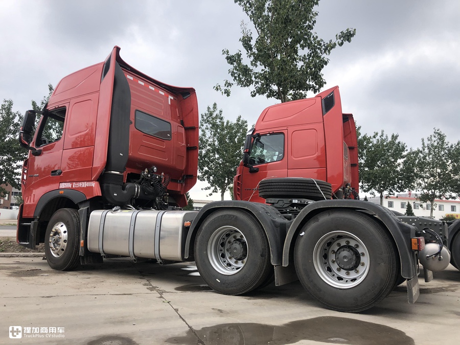 2020款豪沃T7H牵引车实拍,免费升级AMT变速箱,据说坏了还只换不修 - 第21张 - 提加商用车网 2020款豪沃T7H牵引车实拍,免费升级AMT变速箱,据说坏了还只换不修 - 第21张