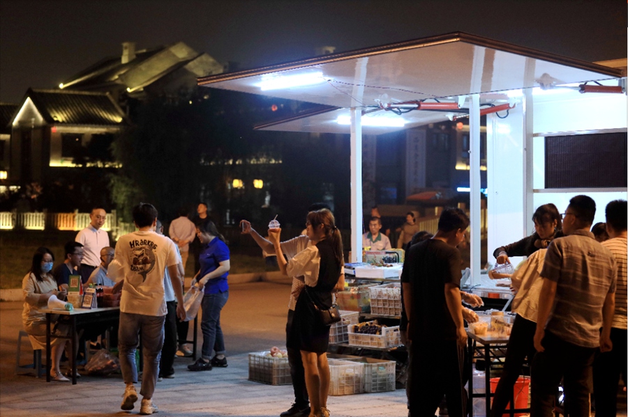 飞碟汽车打开“摆摊神器”,带您看夜市上的新大陆 - 第9张 - 提加商用车网 飞碟汽车打开“摆摊神器”,带您看夜市上的新大陆 - 第9张